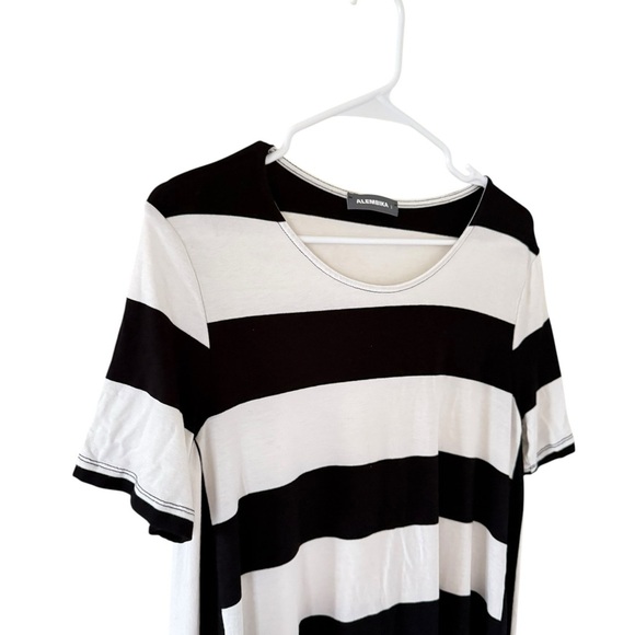 Alembika Black and White Striped TShirt Dress - Picture 4 of 8